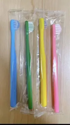 奇跡の歯ブラシ　子ども用　4色　４本セット 水色、黄色、ピンク、緑