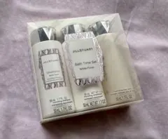 Item thumbnail for item aa7fc27c-7eee-4bc1-a74a-4cdd90107657