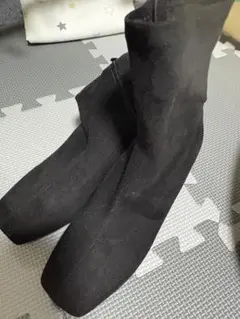 ブラックスエードブーツ 中ヒール サイドファスナー