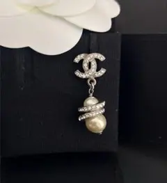 CHANEL パールピアスのサムネイル