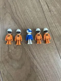フィギュアセット 6体 オレンジ・青・白