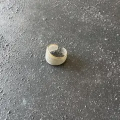 オープンリング ゴールド縁取り