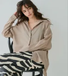 未使用タグ付　coca ガーゼシャツ　ライトベージュ　Ｍサイズ