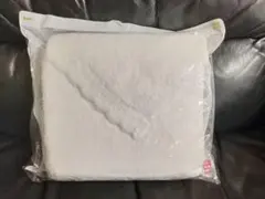 新品未開封 ソフトフラッフィーブランケット オフホワイト ユニクロ