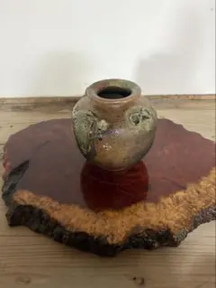 自然装飾の陶器花瓶 高さ約20cm