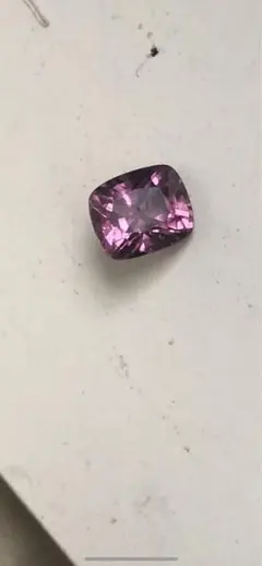 宝石ルース 【可愛さ彩る