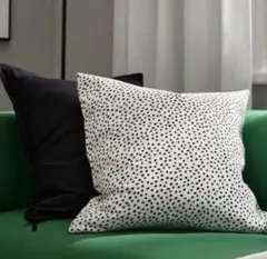 IKEA BJÖRKGRÅMAL ビョルクグローマル クッションカバーのサムネイル
