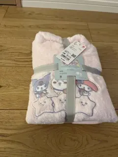 ♡ちいかわ♡ サンリオ　キャラクター ユニクロ　フリースパジャマ 130cm