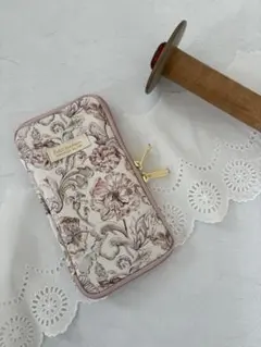 リバティ　マルチポーチ　アレキサンダー　ピンク系