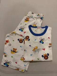 ミキハウス　パジャマのサムネイル