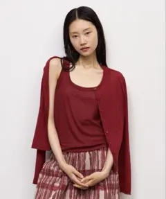 新品、未着用　GU ソフトシアータンクトップ