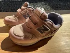 New Balance 996 キッズシューズ ピンク