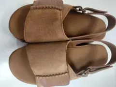 UGG スエード サンダル ブラウンのサムネイル