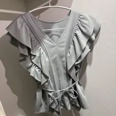 snidel ボリュームラッフルフリルブラウス