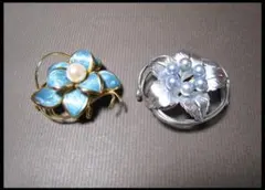 花唐草　彫金　パール飾り　ブルー系　帯留　２点　ブローチ兼用　着物　帯飾　和洋装