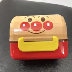 Item thumbnail for item 27a222f5-9b90-45e3-86c1-b5f52aedad8e