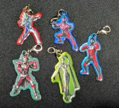 ウルトラマン　オールヒーローズチャームコレクション　5点