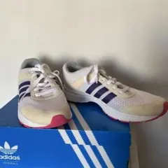 【極美品】adidas スニーカー ホワイト/パープル/ピンク