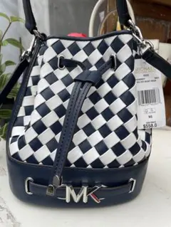 C*g様 【80000円購入】MICHAEL KORS バケットバッグ ネイビー