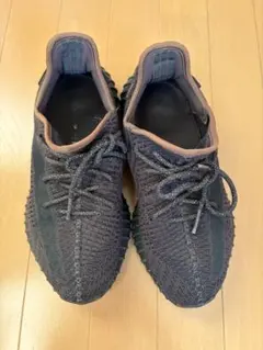 adidas YEEZY BOOST 350 V2 ダークグレー