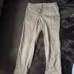 ユニクロ ベージュ チノパン ウエスト82cm