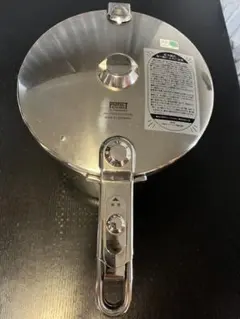 タッパーウエア Perfect Kitchen 圧力鍋 ステンレス製 - メルカリ
