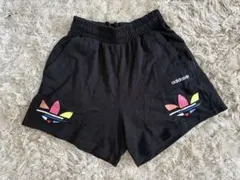 セール‼️【アディダス2点】adidasショートパンツ ブラック、ガウチョパンツのサムネイル