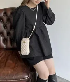 2025最新】フラワージャガードペプラムブラウス