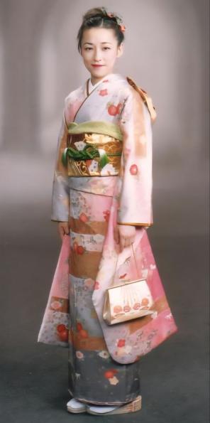 美品　成人式❤️　振袖フルセット　正絹　ピンク　作家　駒刺繍 正統派古典 赤/黒 絞り風/毬柄 人気 はんなり 可愛い 高級振袖