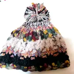 ❤️未使用♥ボンボンニット帽子　細い太い毛糸編み込み　カラフル❗