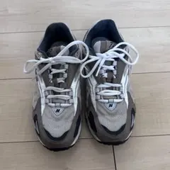 【New Balance】725 スニーカー