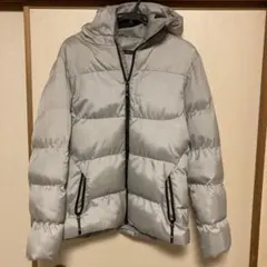 お値下げしました！シルバーグレー フード付き 中綿コート