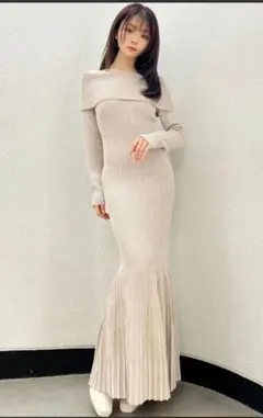 リゼクシー　オフショル　マーメイド　ニットワンピース