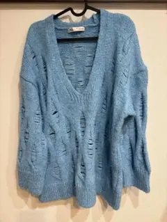 ZARA ニット　水色　Ｖネック