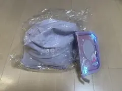 ディズニーストア　ヤングオイスター　バケットハット　ホログラムポーチ