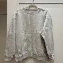 グレー クルーネック スウェット