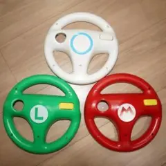 Wii マリオカート用ハンドル　マリオ・ルイージ ハンドルセット　3本