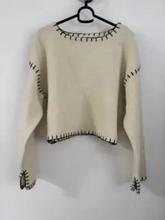 アイボリー クロップドニット セーター