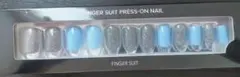 は*】様 FINGER SUIT プレスオンネイル40枚入青・黒ラメ