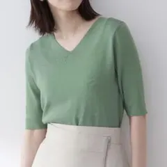 N. Natural Beauty Basic 総針Vネック5分袖ニットのサムネイル