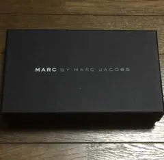 【送料込】MARC BY MARC JACOBS 二つ折り財布 ブラック