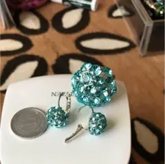 Item thumbnail for item a3a39f36-25bd-4adb-87dc-a3c83af36e94