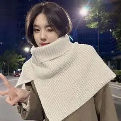 タートルニット ネックウォーマーケープニットスヌード つけ襟 ホワイト マフラー