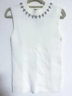 ノースリーブニット
