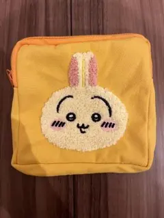 ちいかわ　もこもこポーチ2(うさぎ)