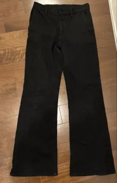 ユニクロ　UNIQLO 黒　ジーンズ　デニム　フレア　ブーツカット　Mサイズ