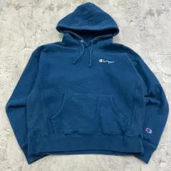 M*様 チャンピオン　リバースウィーブ　刺繍　ワンポイント　パーカー　古着　ネイ