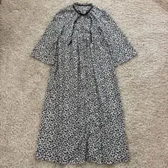 ジュエルチェンジズ　ワンピース　花柄　フリーサイズ　Mのサムネイル