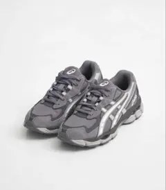 Item thumbnail for item 33886174-8a1c-42a8-bd3b-cb72ac6c44b3