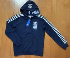 新品☆ アディダスオリジナルスのスリーライン＆迷彩トレフォイルプルパーカー